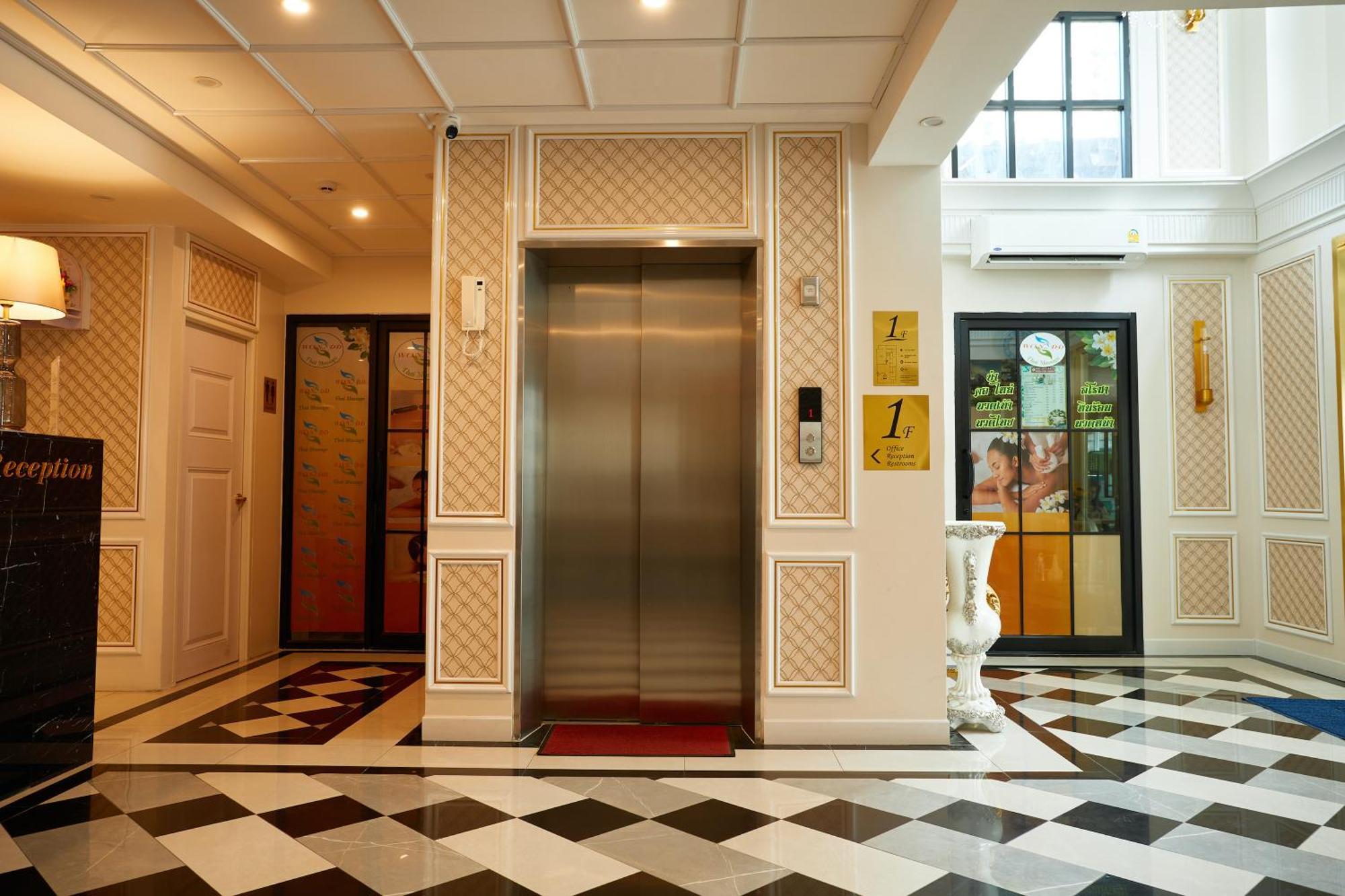 Rose Apple Hotel Bangkok Buitenkant foto